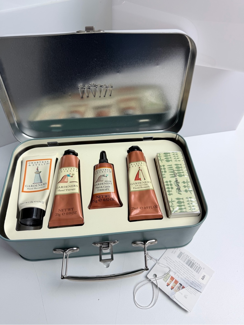 Crabtree & Evelyn Gardeners Lotions 5 Piece Lunchbox Gift Set RARE NWT
